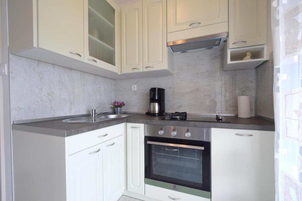 Apartment Biserka マリンスカ エクステリア 写真