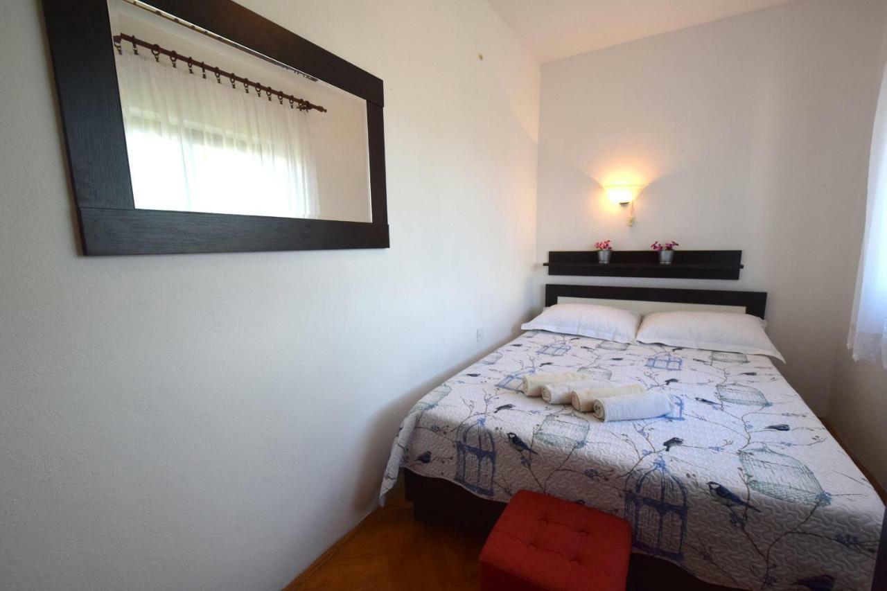 Apartment Biserka マリンスカ エクステリア 写真