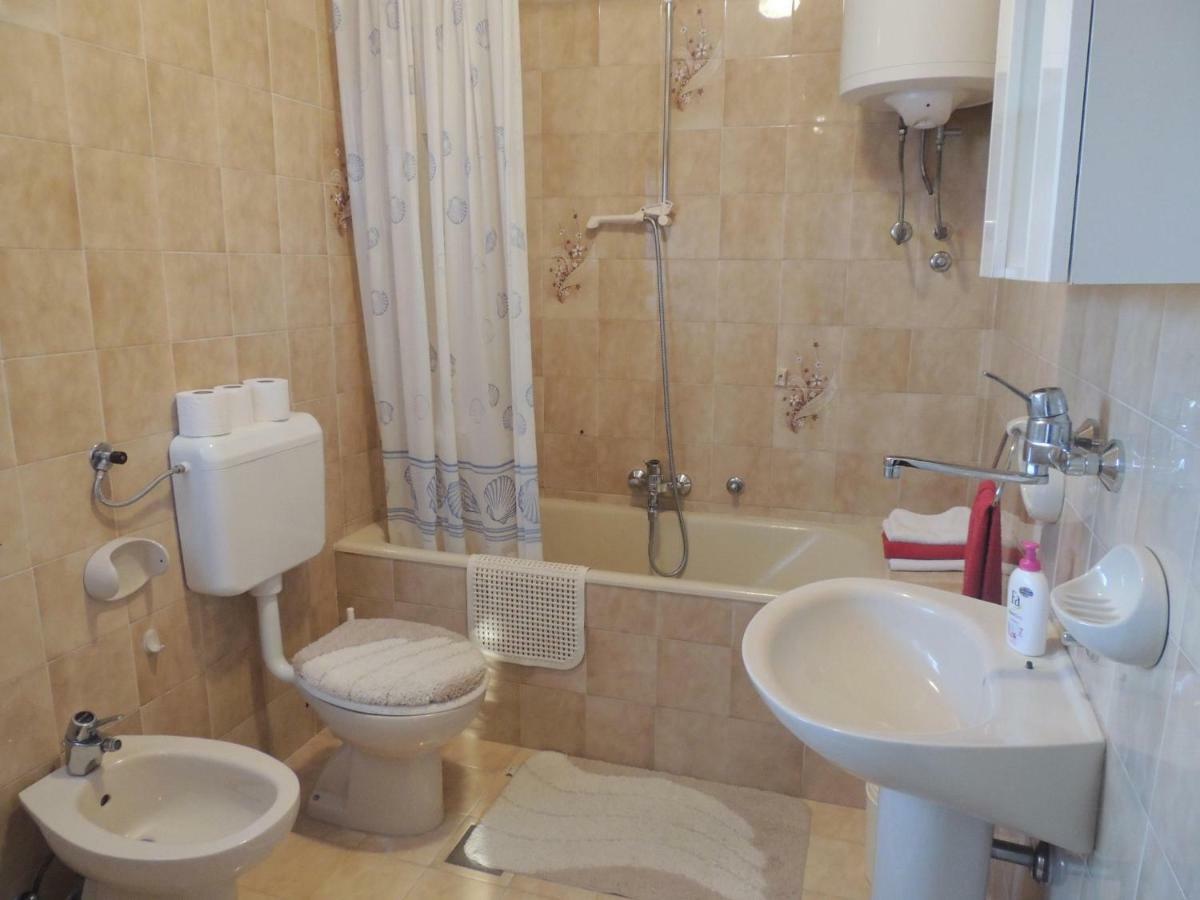 Apartment Biserka マリンスカ エクステリア 写真